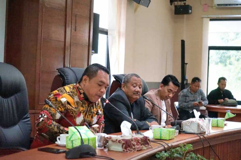 DPRD Minta Panitia tingkat Kabupaten Tuntaskan Polemik Pilkades Kemiri