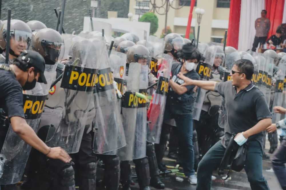 Polres Metro Tangerang Kota Lakukan Simulasi Penanganan Konflik di TPS