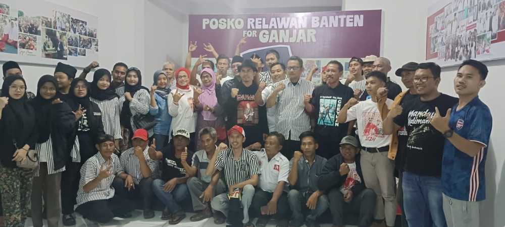 Puluhan Relawan Ganjar Bentuk Posko di Banten