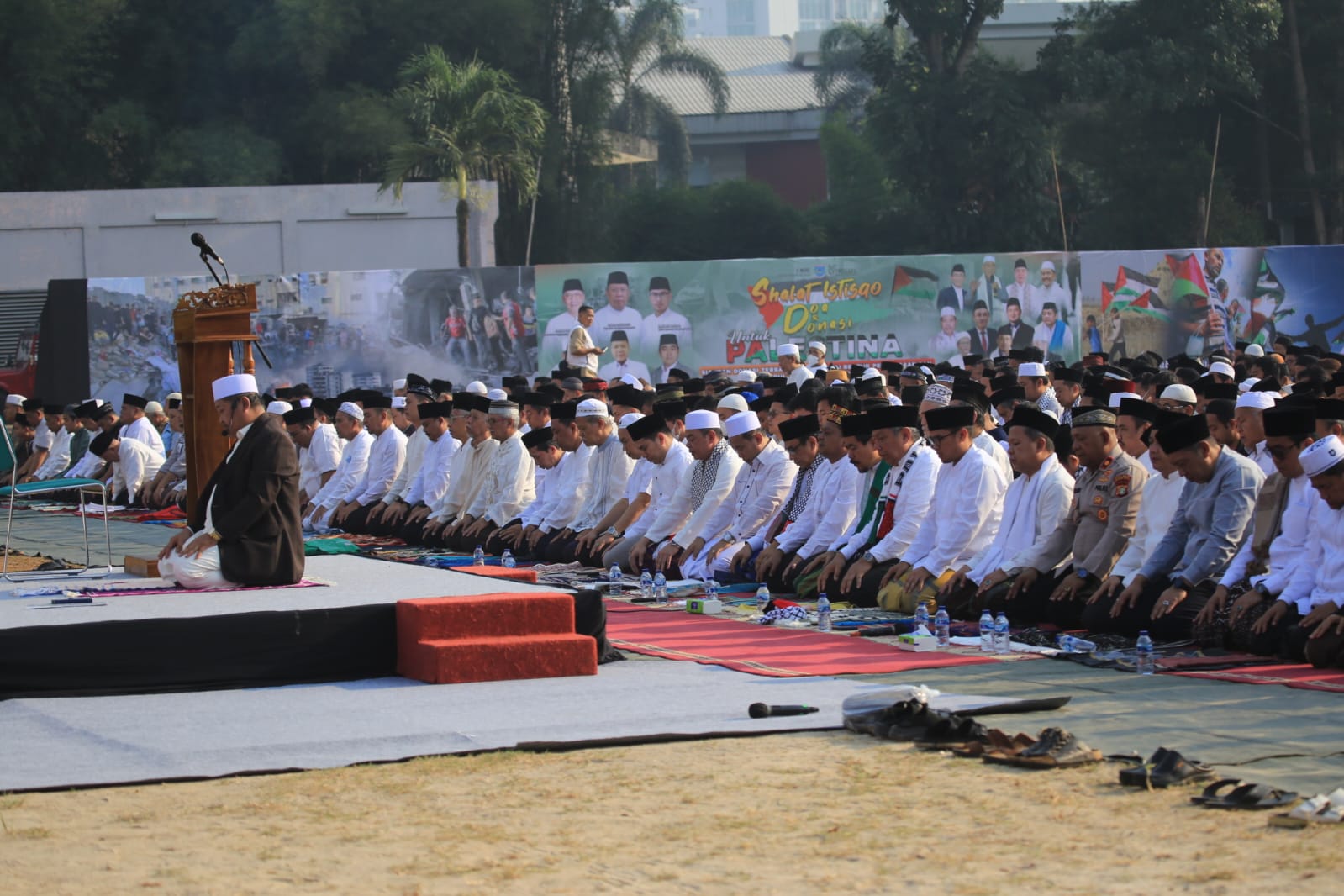 Berharap Turun Hujan, Pemkot dan Masyarakat Gelar Salat Istisqa