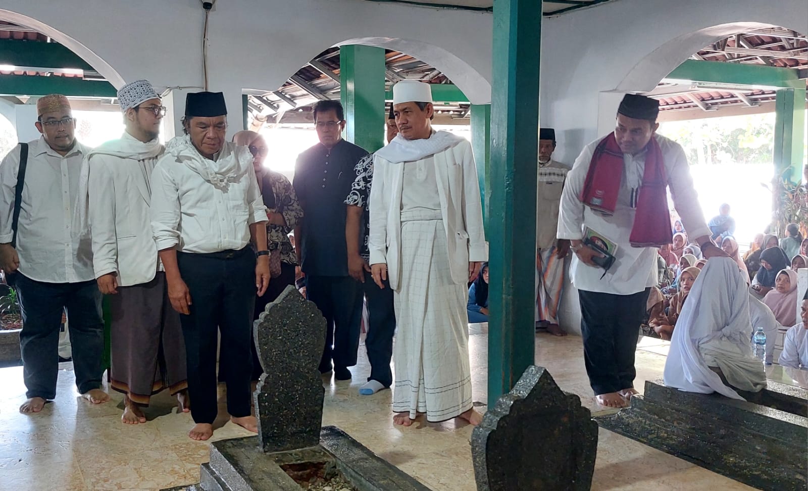 Peringati Hari Sumpah Pemuda, Al Muktabar Ziarah ke Makam Sultan Banten