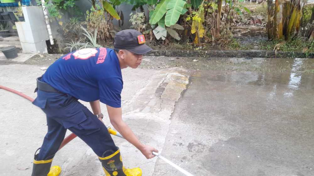 Banjir di Jalan Raya Regency 2 Surut