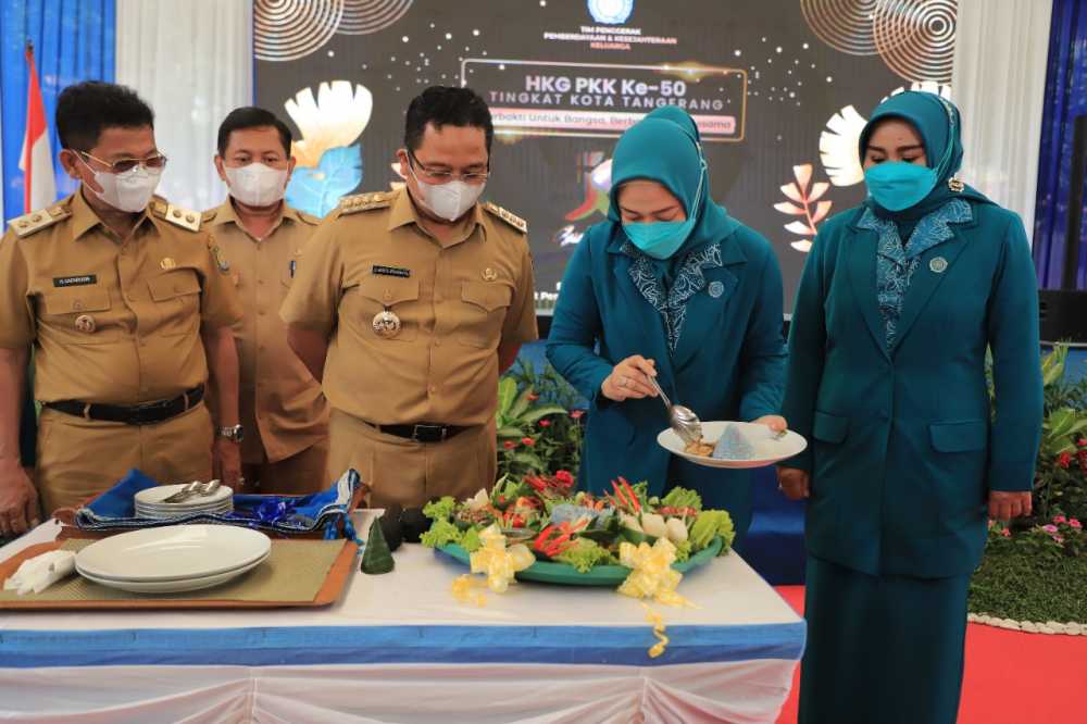 Nasi Segambreng Kuliner Khas Tangerang