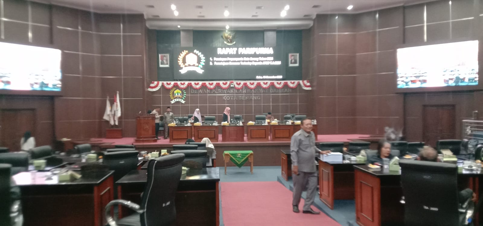 Walikota Kecewa, Paripurna Persetujuan Raperda APBD 2024 Ditunda Karena Tak Memenuhi Kuorum