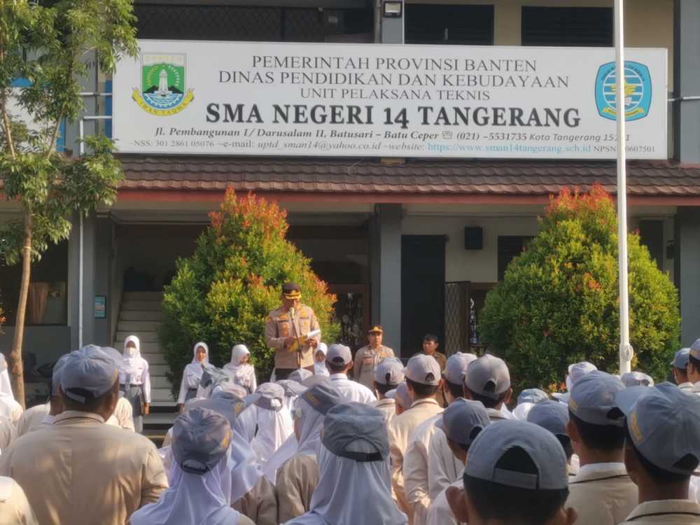 Sambangi Sekolah, Polisi Edukasi Kenakalan Remaja