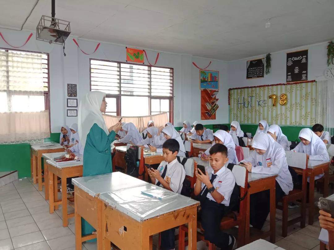 Siswa SMPN 2 Balaraja Diasah Tanggung Jawab dengan Tugas Sekolah